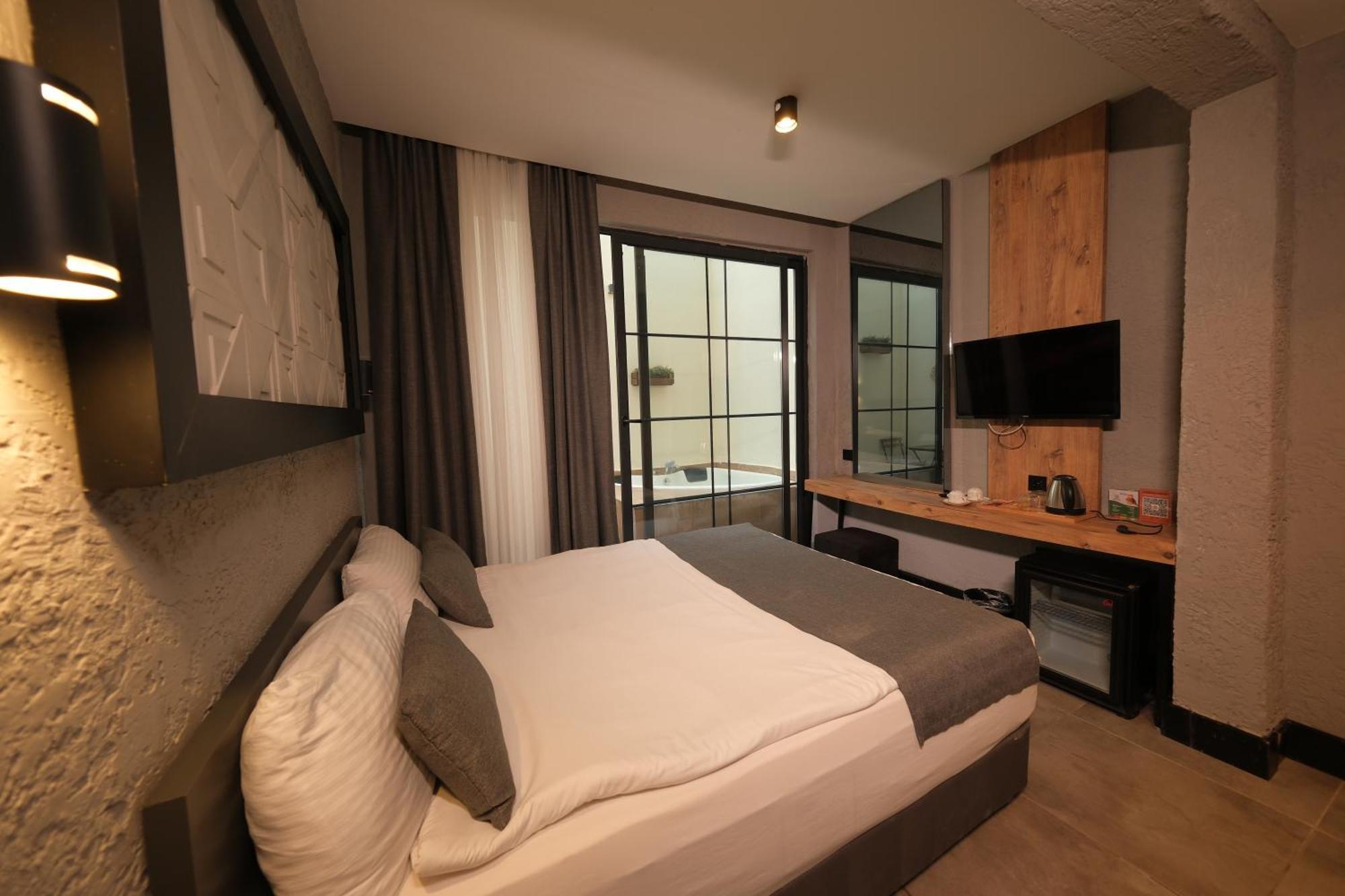 Mielo Lara Hotel Antalya Eksteriør billede